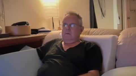 eros online show from October 29, 11:56 am