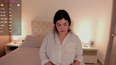 Karen online show from December 18, 8:47 pm