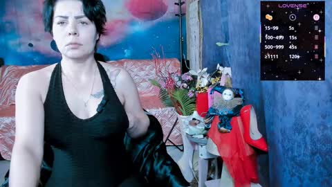 Snapshot of erotic_dessire chatting on March 2, 7:23 pm Eve online show from March 2, 7:23 pm