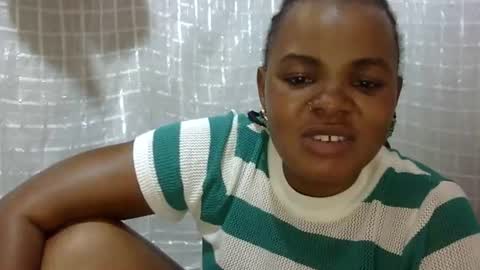 Snapshot of erotic_ebony56 chatting on June 30, 11:33 am erotic_ebony56 online show from June 30, 11:33 am