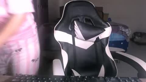 Sara online show from March 17, 5:33 am