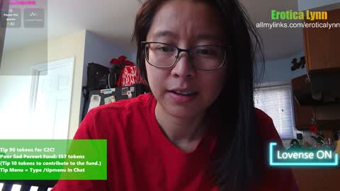 Snapshot of eroticalynn chatting on January 29, 8:46 pm Lynn online show from January 29, 8:46 pm