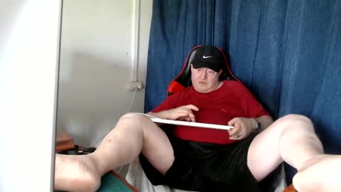 Tom Delaney online show from February 2, 4:11 am