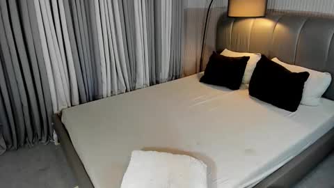 monica online show from February 4, 11:16 pm