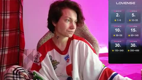 esajukyy online show from November 14, 9:08 am