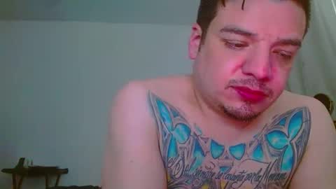 Snapshot of escodamus12 chatting on January 28, 7:32 pm escodamus12 online show from January 28, 7:32 pm