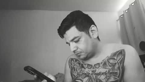 Snapshot of escodamus12 chatting on February 27, 5:15 pm escodamus12 online show from February 27, 5:15 pm