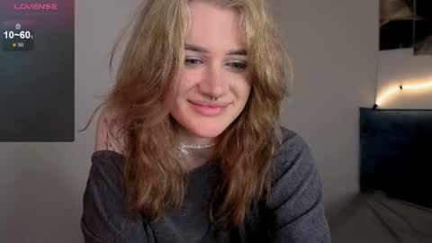 EshleGreen online show from February 12, 5:19 pm