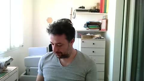 esibizionista 91 online show from March 16, 9:24 am