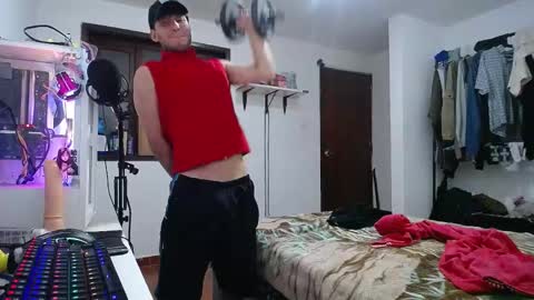 Snapshot of esjrobles chatting on January 18, 7:17 am Esteban online show from January 18, 7:17 am