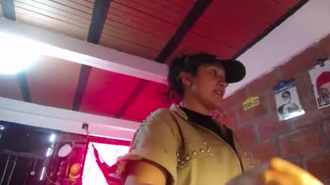 Eskela911 online show from March 2, 12:45 pm