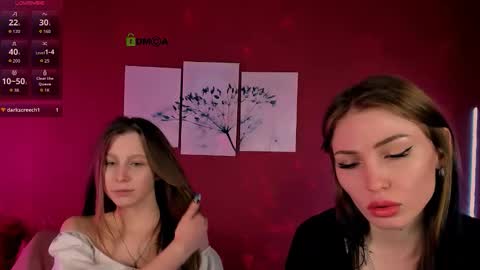 esme_moore_ online show from December 16, 8:03 pm