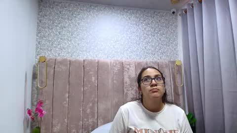 Snapshot of esmeduque_606 chatting on October 13, 1:33 pm Esme online show from October 13, 1:33 pm