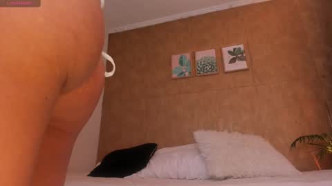 Esmeralda G online show from February 23, 2:04 pm