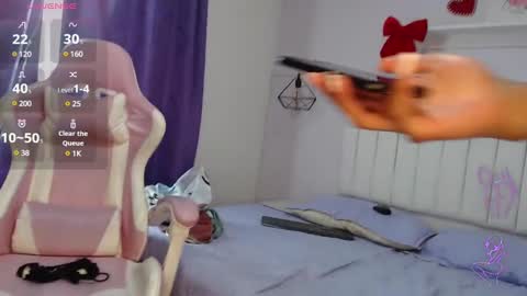 esmeralda_bk online show from March 6, 10:04 pm