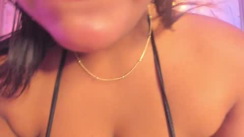 esmeralda online show from January 24, 9:06 am