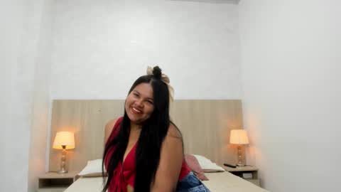 Esmeralda online show from February 23, 7:22 pm