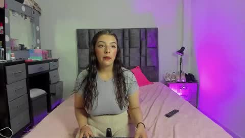 Perla online show from January 15, 6:18 am