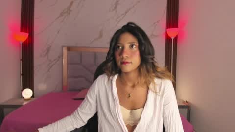 Snapshot of esperanzamora chatting on April 14, 12:11 pm esperanzamora online show from April 14, 12:11 pm