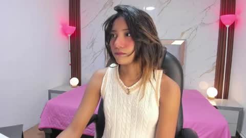 Snapshot of esperanzamora chatting on April 16, 12:06 pm esperanzamora online show from April 16, 12:06 pm