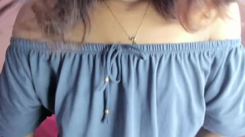 Snapshot of esperanzamora chatting on May 14, 12:01 pm esperanzamora online show from May 14, 12:01 pm