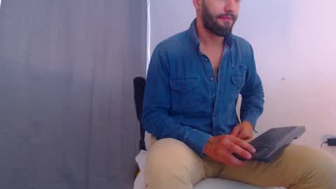 esteban online show from December 28, 6:40 pm