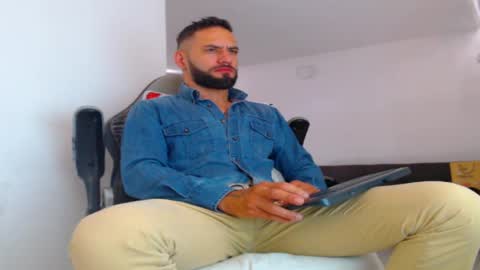 esteban online show from September 23, 3:04 pm