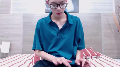 Snapshot of esteban_carlton chatting on March 8, 11:37 am ESTEBAN CARLTON online show from March 8, 11:37 am