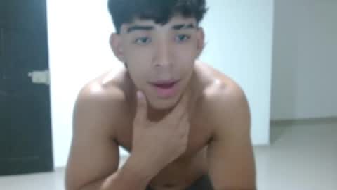 Snapshot of estebantamara chatting on September 12, 3:28 am Esteban Hotman online show from September 12, 3:28 am