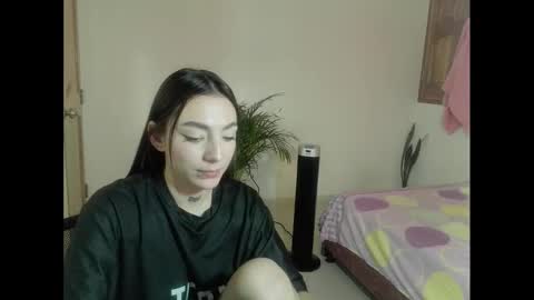 Snapshot of estefa1 chatting on September 30, 8:25 pm estefa1 online show from September 30, 8:25 pm