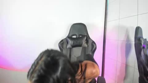 Estefa G online show from November 20, 10:42 pm