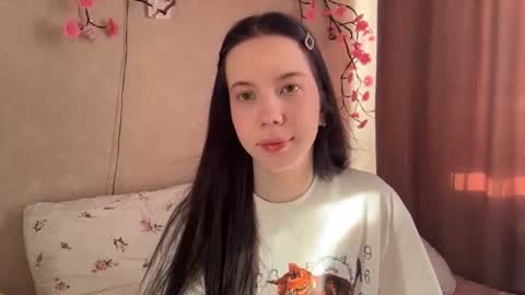 estellezdebski online show from July 14, 3:29 pm