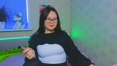 EsterPlayful online show from December 14, 7:14 am