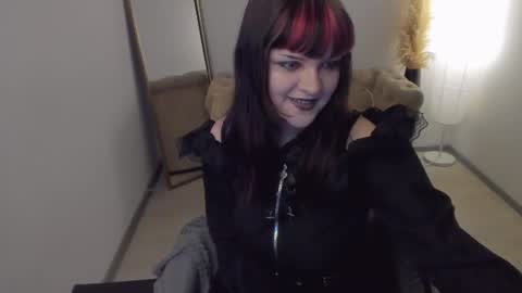 Ester  online show from June 18, 4:11 pm