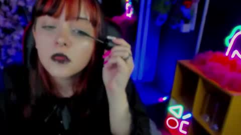 Ester  online show from June 29, 4:07 pm