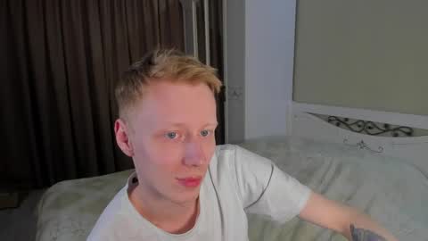 LOUIS online show from April 13, 11:43 pm