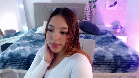 estrella_hank online show from March 8, 9:40 pm