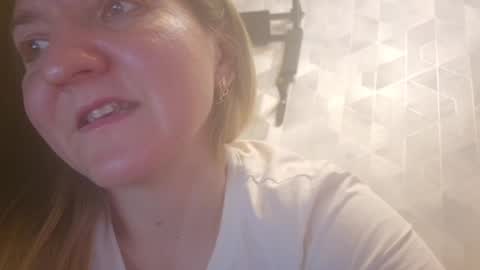 Snapshot of estrellawalters chatting on April 26, 3:21 pm estrellawalters online show from April 26, 3:21 pm