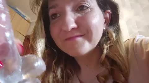 Snapshot of estrellawalters chatting on May 12, 12:46 pm estrellawalters online show from May 12, 12:46 pm