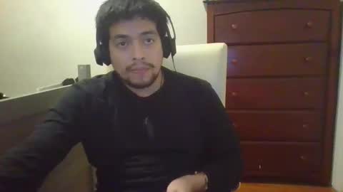 Snapshot of etceteraexx chatting on December 13, 8:37 pm etceteraexx online show from December 13, 8:37 pm