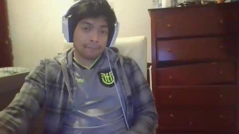 Snapshot of etceteraexx chatting on February 18, 12:01 pm etceteraexx online show from February 18, 12:01 pm