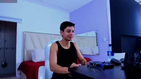 Snapshot of ethan12_ chatting on July 17, 3:24 am ethan12_ online show from July 17, 3:24 am