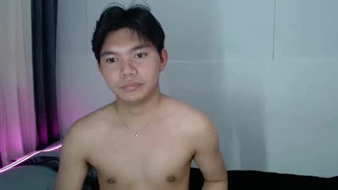 Ethan and Eian online show from February 26, 3:49 am