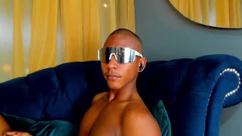 King Ethan online show from March 7, 5:38 pm