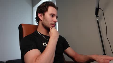 Snapshot of ethan_fyre1 chatting on October 17, 1:14 pm Ethan online show from October 17, 1:14 pm