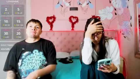 Snapshot of ethan_n_abby chatting on September 19, 8:53 pm Ethan N Abby online show from September 19, 8:53 pm