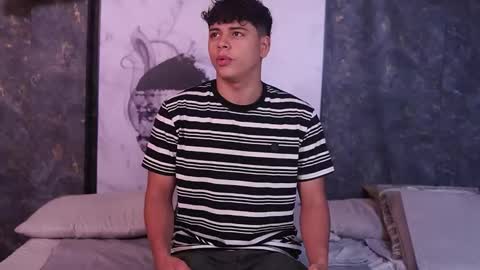 Snapshot of ethan_occonor chatting on January 6, 12:20 pm ethan_occonor online show from January 6, 12:20 pm