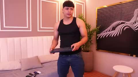 ethan_occonor online show from May 29, 1:09 pm