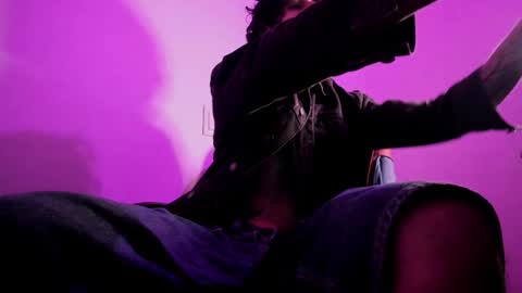 Ethan sykes online show from October 2, 5:03 am