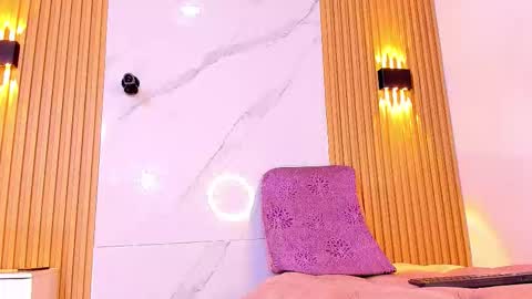 ethan_thouse online show from November 6, 7:42 am